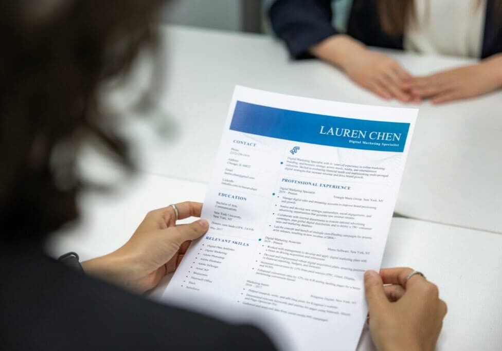 resume-genius-9si2noVCVH8-unsplash